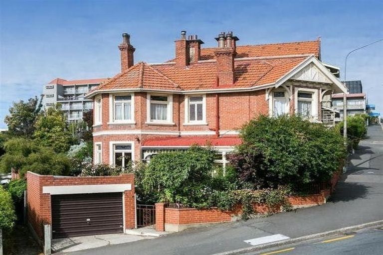 Photo of property in 72 York Place, Dunedin Central, Dunedin, 9016