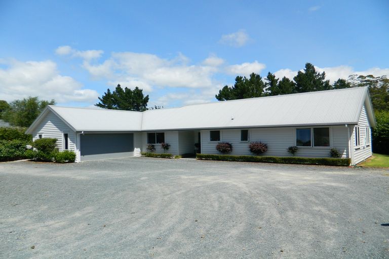 Photo of property in 9 Pickmere Lane, Kerikeri, 0230
