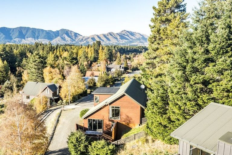 Photo of property in 91 Chalet Crescent, Hanmer Springs, 7334