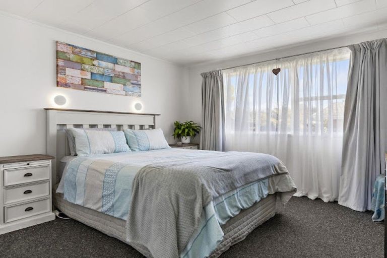 Photo of property in 29 Hyde Avenue, Richmond Heights, Taupo, 3330
