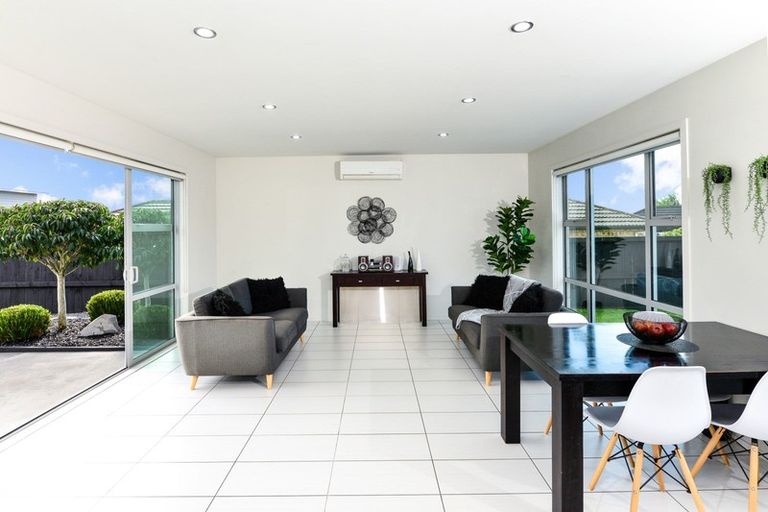 Photo of property in 112 Te Huia Drive, Flagstaff, Hamilton, 3210