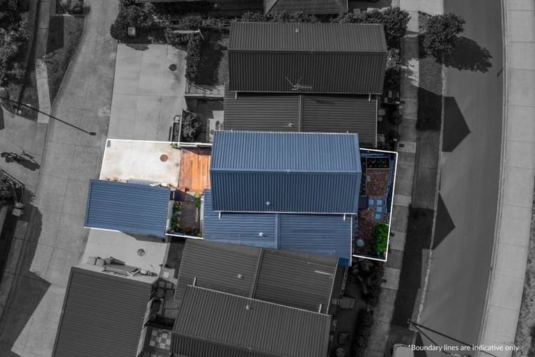 Photo of property in 7b Podgora Avenue, Kumeu, 0810