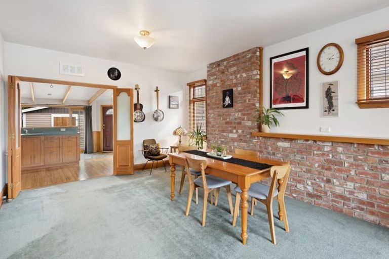 Photo of property in 22 Lees Road, Strowan, Christchurch, 8052