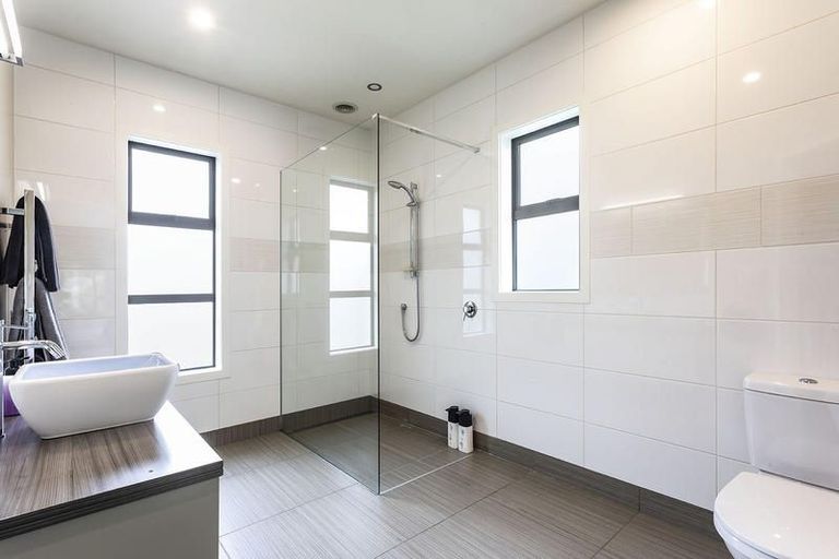 Photo of property in 32 Tirohanga Road, North Taieri, Mosgiel, 9092