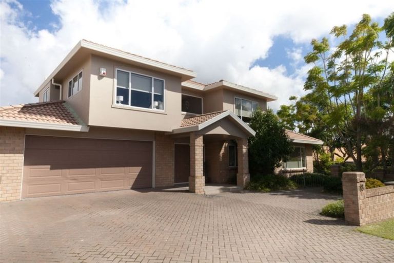 Photo of property in 18 Seacrest Drive, West Harbour, Auckland, 0618