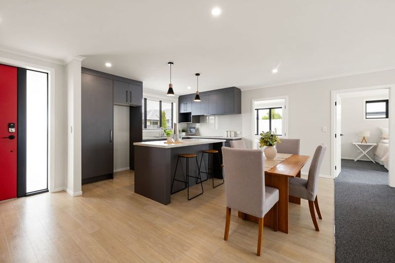 Photo of property in 2/13 Walmsley Street, Kihikihi, Te Awamutu, 3800