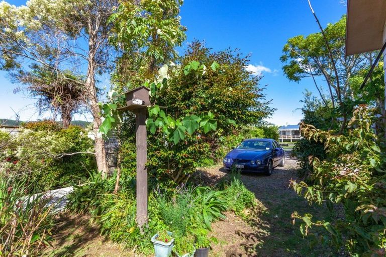 Photo of property in 118 Everitt Crescent, Whangamata, 3620