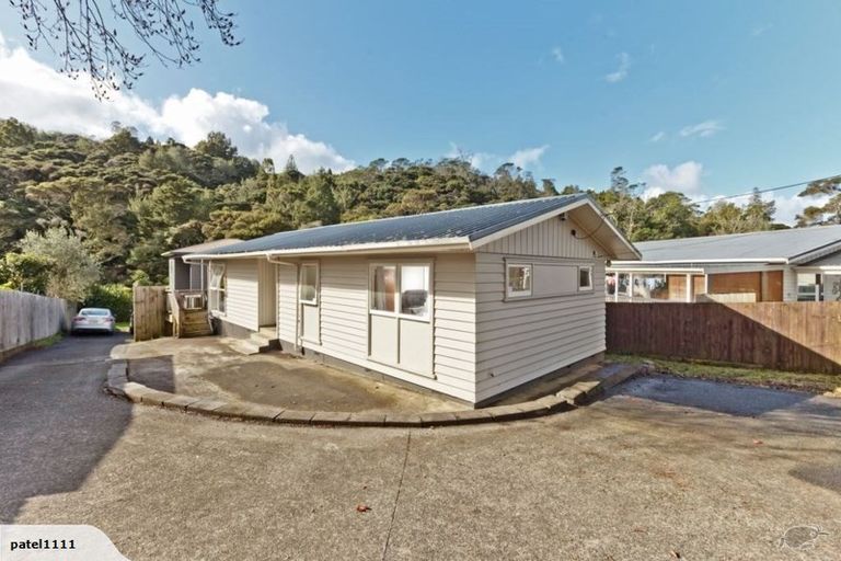 Photo of property in 74 Eskdale Road, Birkdale, Auckland, 0626