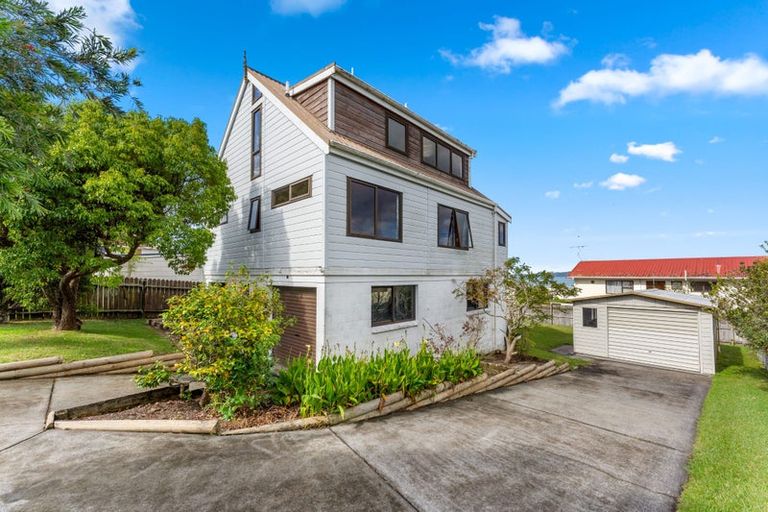 Photo of property in 12 Matangi Terrace, Snells Beach, 0920