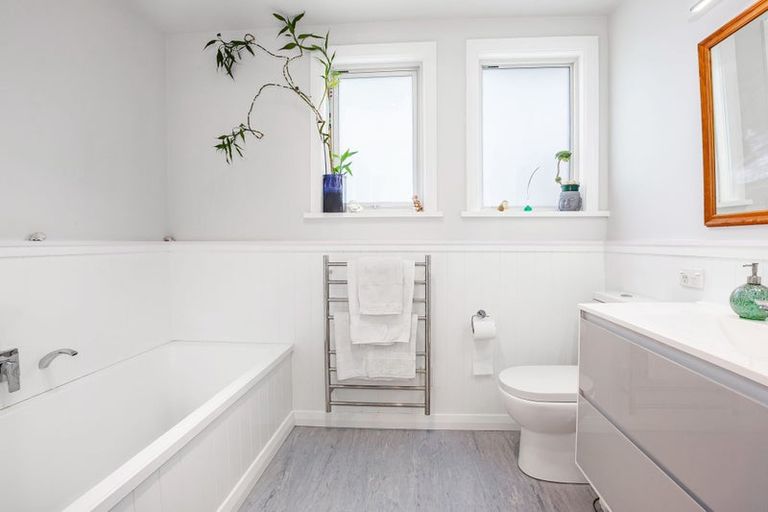 Photo of property in 50 Dimock Street, Titahi Bay, Porirua, 5022