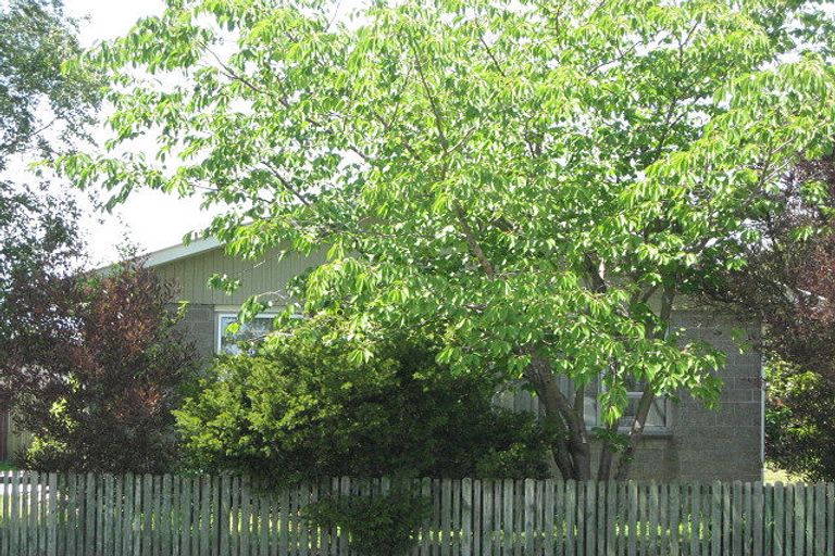 Photo of property in 73 Saint Heliers Crescent, Aranui, Christchurch, 8061