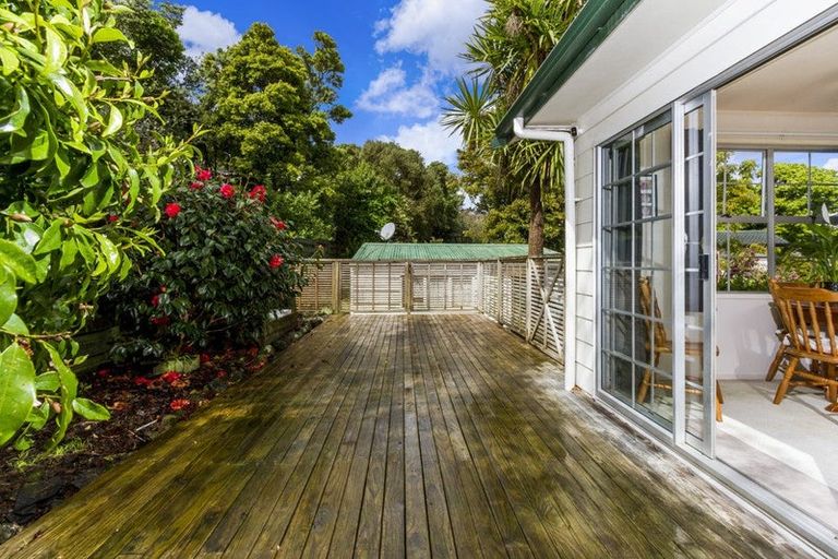 Photo of property in 24 Cranston Street, Torbay, Auckland, 0632