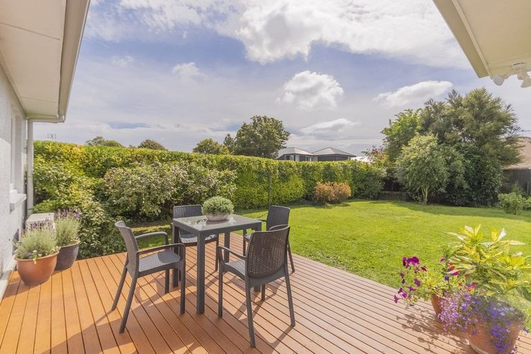 Photo of property in 148 Wairakei Road, Bryndwr, Christchurch, 8053