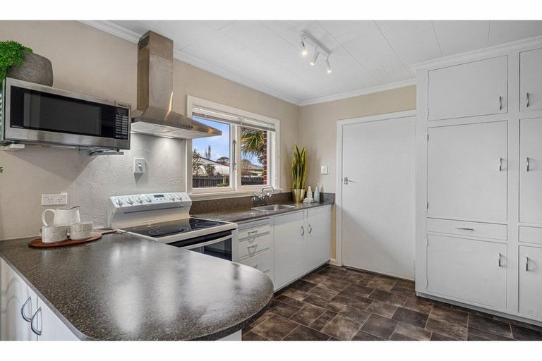 Photo of property in 10 Greenwood Close, Mairehau, Christchurch, 8013