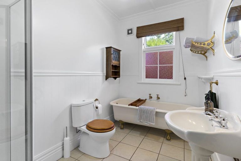 Photo of property in 14 Grey Street, Martinborough, 5711