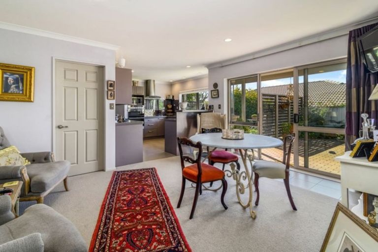 Photo of property in 3a Cobbe Place, Pomare, Rotorua, 3015