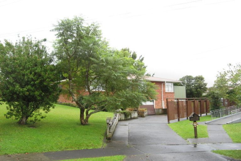 Photo of property in 10 Ware Place, Pakuranga Heights, Auckland, 2010