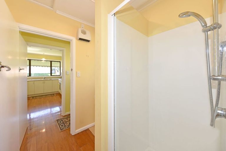 Photo of property in 24 Greenhurst Street, Sockburn, Christchurch, 8042