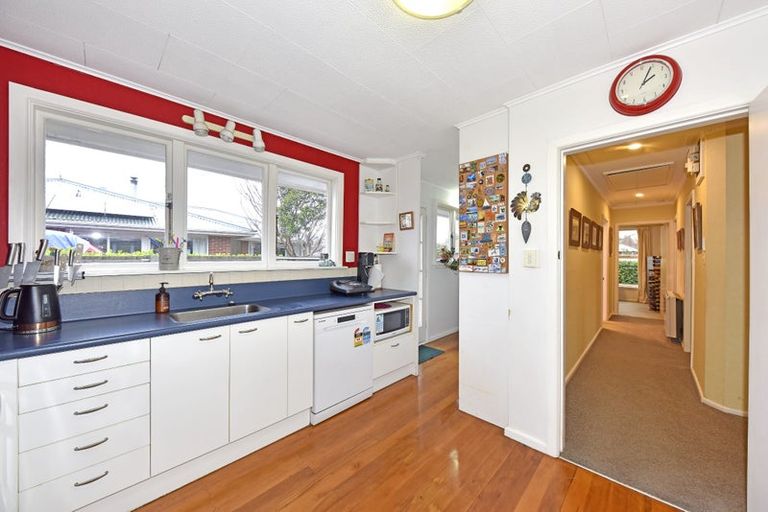 Photo of property in 8 Kingsgate Place, Burnside, Christchurch, 8053