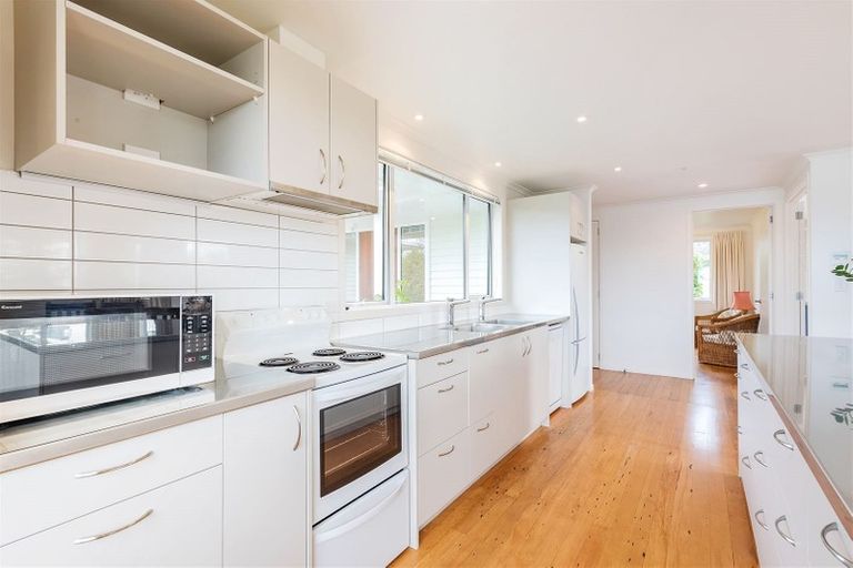 Photo of property in 85 Wharf Road, Te Atatu Peninsula, Auckland, 0610