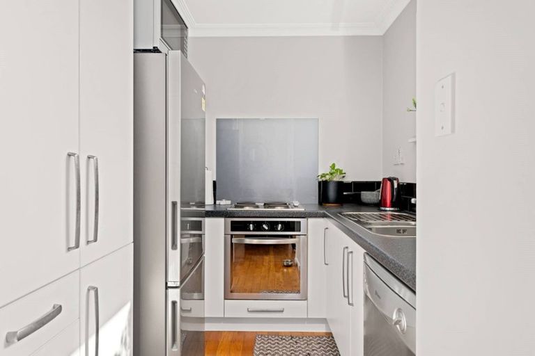 Photo of property in 2a Emmett Street, Greerton, Tauranga, 3112