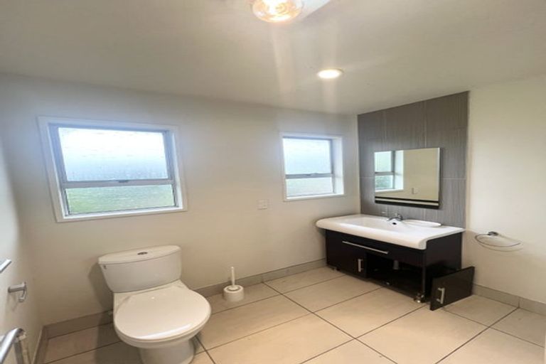 Photo of property in 195 Waimairi Road, Ilam, Christchurch, 8041