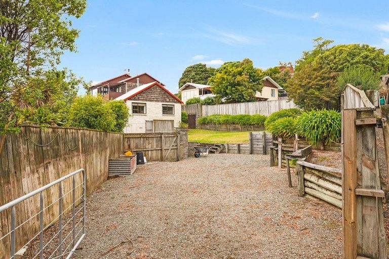 Photo of property in 10 Napier Grove, Waikanae Beach, Waikanae, 5036