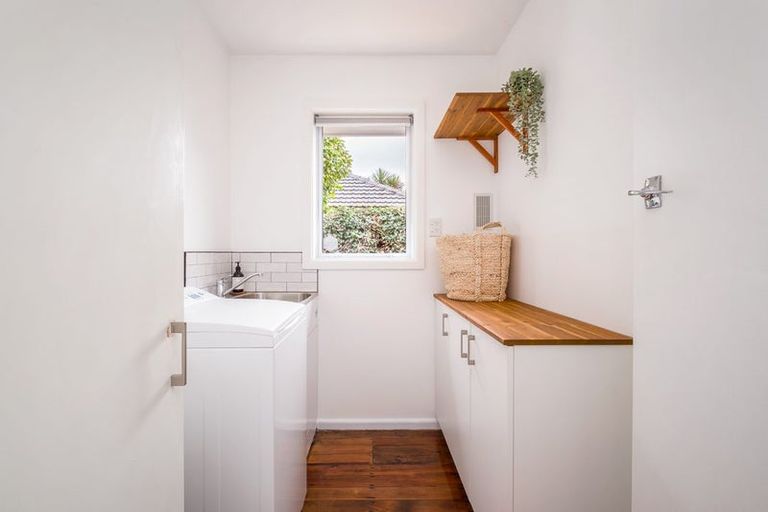 Photo of property in 1/67 Checketts Avenue, Halswell, Christchurch, 8025