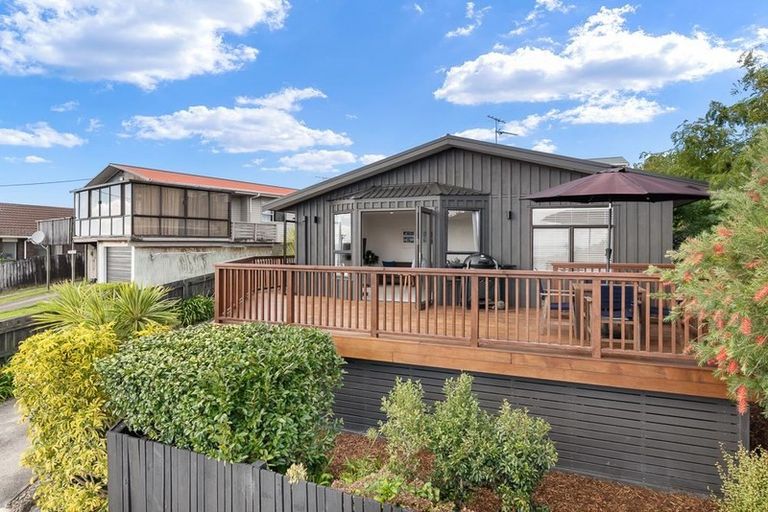 Photo of property in 509 Whangaparaoa Road, Stanmore Bay, Whangaparaoa, 0932