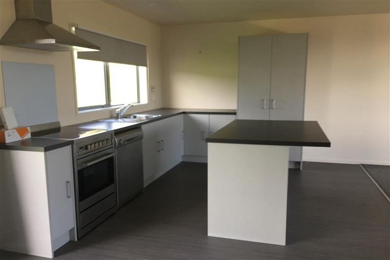 Photo of property in 14 Eileen Stephens Place, Tikipunga, Whangarei, 0112