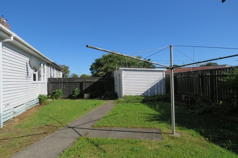 Photo of property in 3 Colvin Street, Westport, 7825