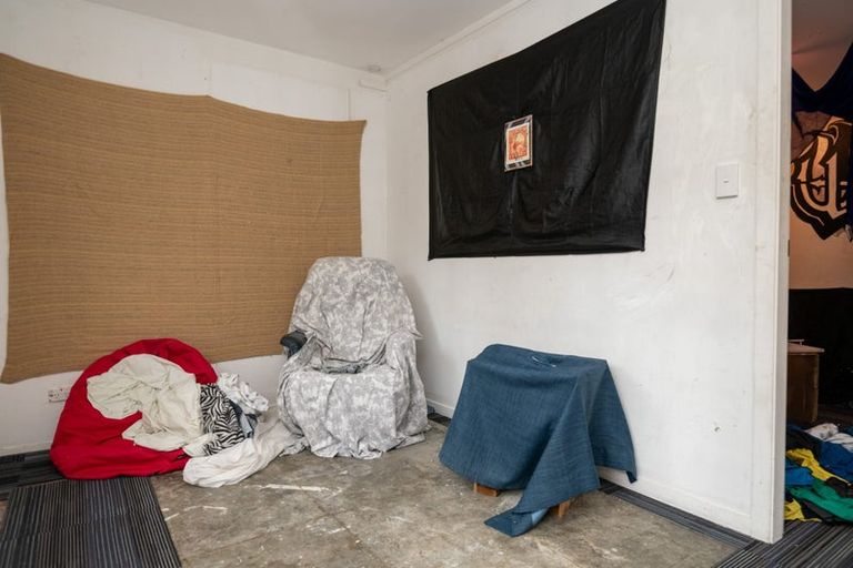 Photo of property in 1-7 Sheridan Terrace, Johnsonville, Wellington, 6037