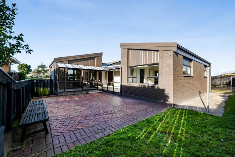 Photo of property in 20 Tiverton Crescent, Whalers Gate, New Plymouth, 4310