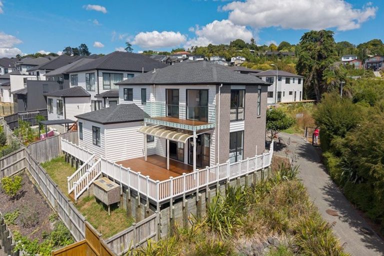 Photo of property in 10 Ripa Street, Flat Bush, Auckland, 2019
