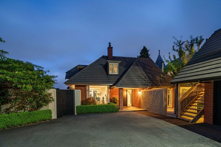 Photo of property in 13 Merlin Street, Roslyn, Dunedin, 9010