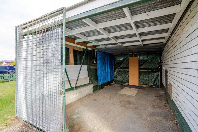 Photo of property in 9/25 Queen Street, Dannevirke, 4930