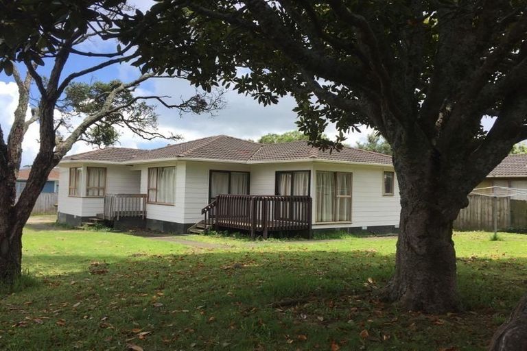 Photo of property in 1 Sharland Avenue, Manurewa, Auckland, 2102
