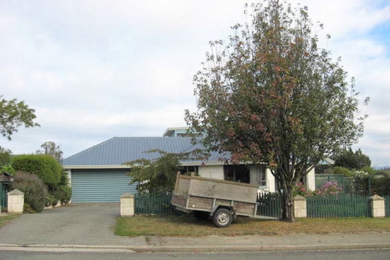 Photo of property in 5 Grove Avenue, Weston, Oamaru, 9401