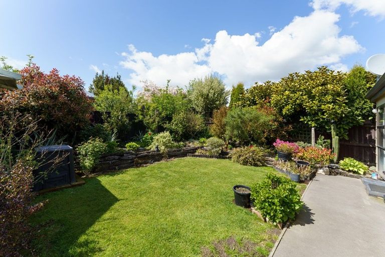 Photo of property in 74 Wingate Street, Redwood, Christchurch, 8051