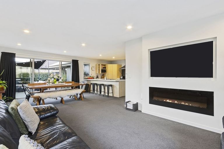 Photo of property in 30 Mounter Avenue, Northwood, Christchurch, 8051