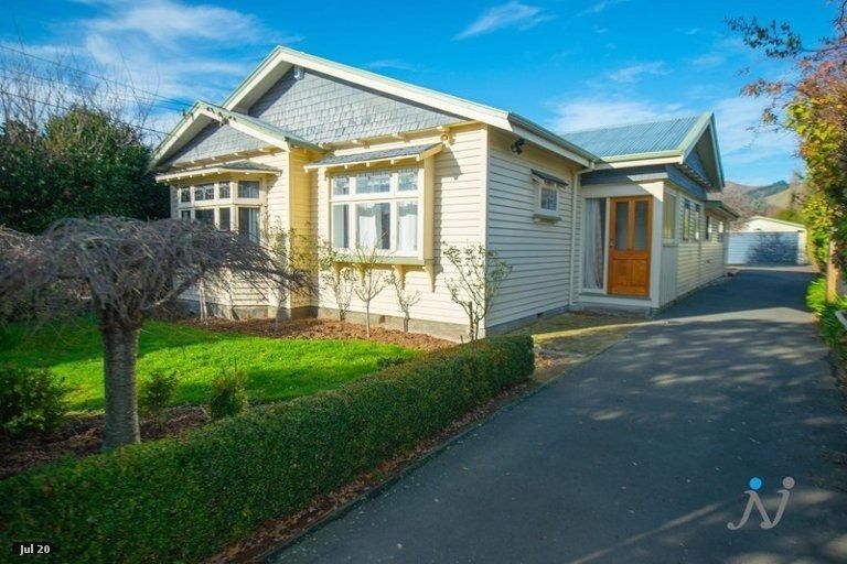 Photo of property in 100 Malcolm Avenue, Beckenham, Christchurch, 8023