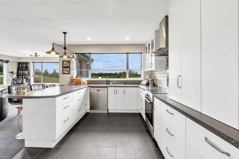 Photo of property in 12 Lewis Street, Gore, 9710