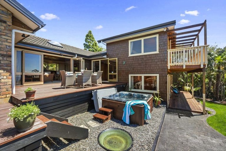 Photo of property in 40 Rock Isle Road, Torbay, Auckland, 0630