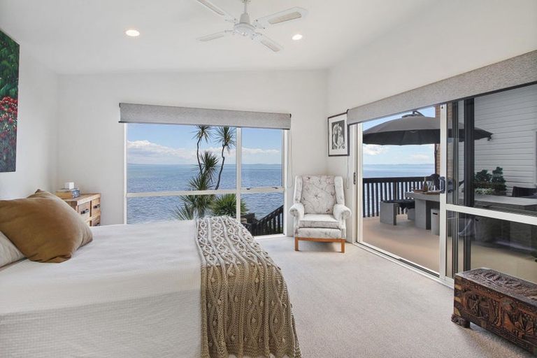 Photo of property in 16a Crispe Road, Clarks Beach, 2122