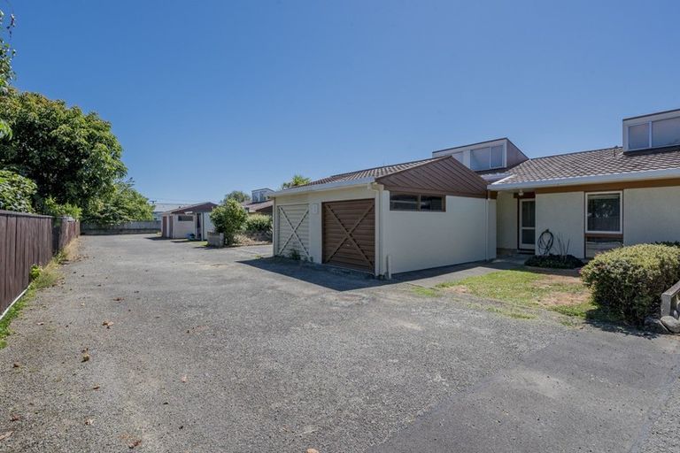Photo of property in 38d Weraroa Road, Levin, 5510