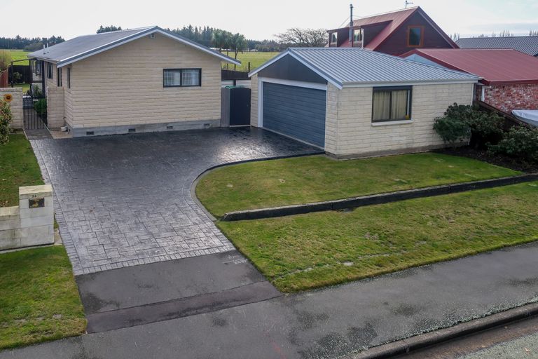 Photo of property in 34 Roydon Drive, Templeton, Christchurch, 8042
