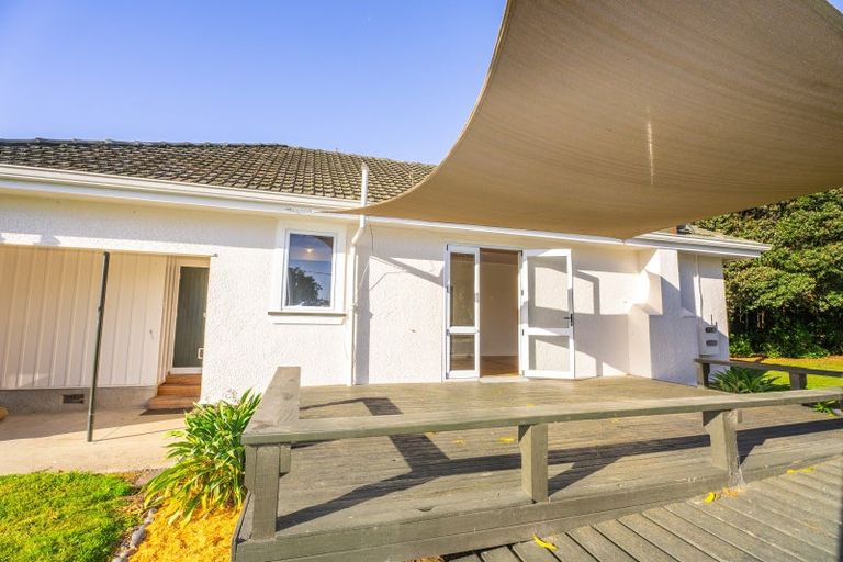 Photo of property in 3 Nicks Head Station Road, Muriwai, Gisborne, 4072