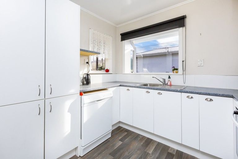 Photo of property in 34 Totara Park Road, Clouston Park, Upper Hutt, 5018