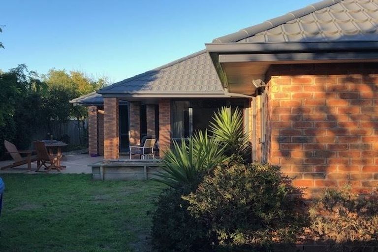 Photo of property in 533 Bower Avenue, Parklands, Christchurch, 8083