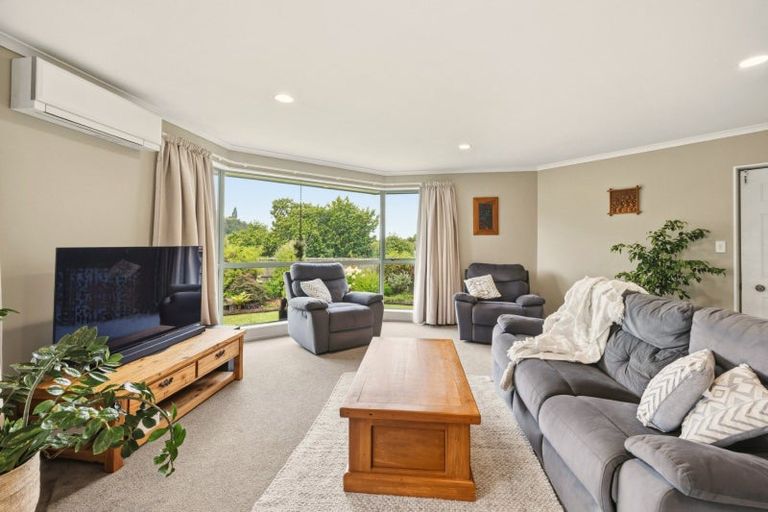 Photo of property in 2 Karamu Terrace, Pyes Pa, Tauranga, 3112